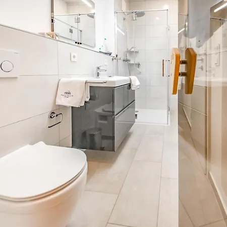 Baltic Village-damp בית נופש *